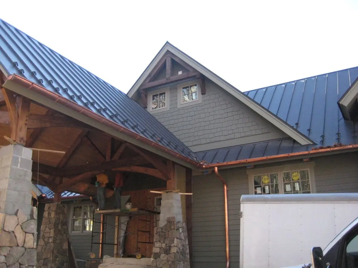 Craftsman Roofing team delivering quality roofing work in Centennial